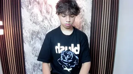 Honeymoon_sariel webcam stripchat model stream image