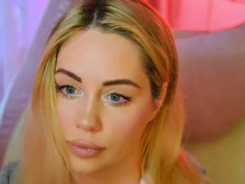 -ANN webcam bongacams model stream image