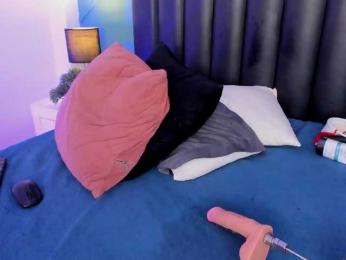 MiluVega webcam bongacams model stream image
