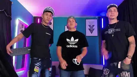 Oficial_KingOfHeavens webcam model stream image