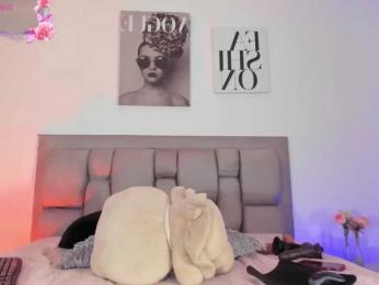 MiliMattel webcam model stream image