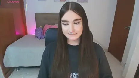 Miley_Baker webcam stripchat model stream image