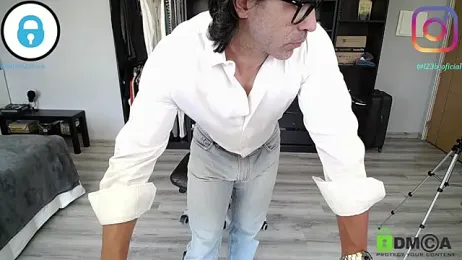 latinoo23bom webcam model stream image