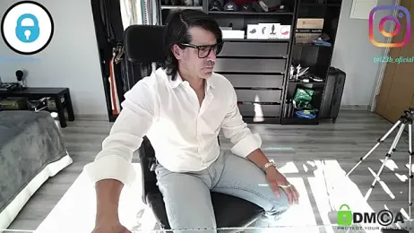 latinoo23bom webcam model stream image