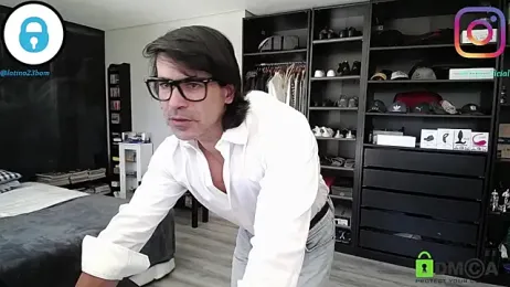 latinoo23bom webcam model stream image