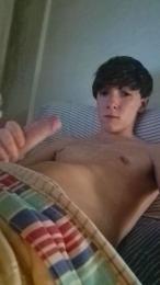 Henriemj webcam model stream image