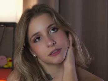 ceceliapidcock webcam model stream image