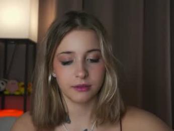ceceliapidcock webcam model stream image