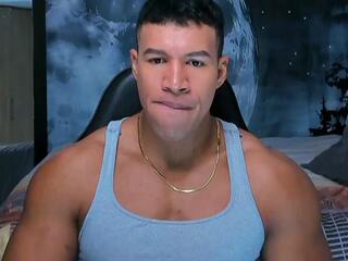 Cris Cruz webcam flirt4free model stream image