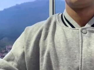 Cris Cruz webcam flirt4free model stream image