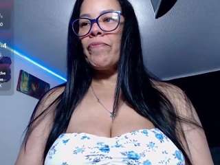 sofia-mature webcam camsoda model stream image