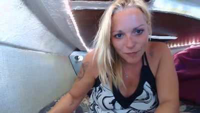 Doucelouve9 webcam model stream image