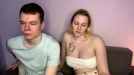 julielourens webcam stripchat model stream image