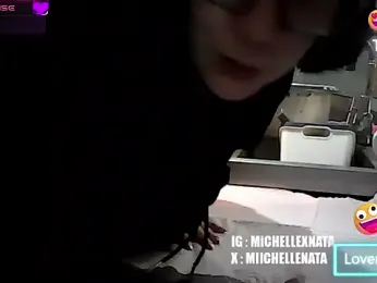 miichellemalvoa webcam model stream image