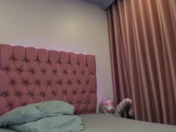 mazeekiin webcam model stream image
