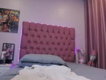 mazeekiin webcam model stream image