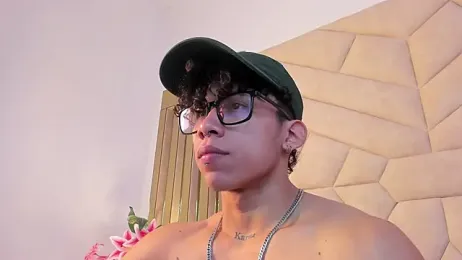 AkazaBoy_ webcam stripchat model stream image