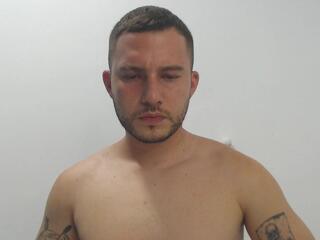 Aharon Valentino webcam model stream image