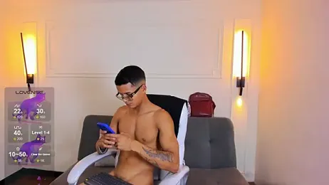 Paradise_boy_s webcam model stream image