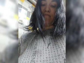 Xo4y-SeXa webcam bongacams model stream image