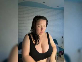 -BuSiNkA webcam model stream image