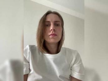 _I_123 webcam bongacams model stream image