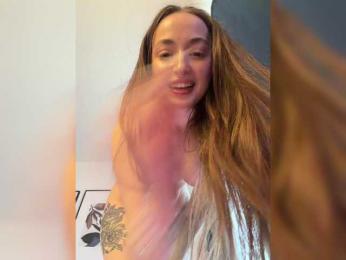 ChloeMeow webcam model stream image