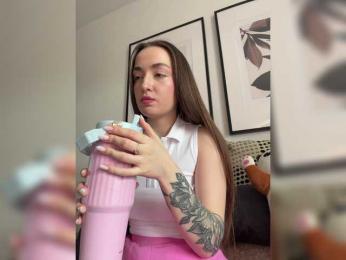 ChloeMeow webcam model stream image