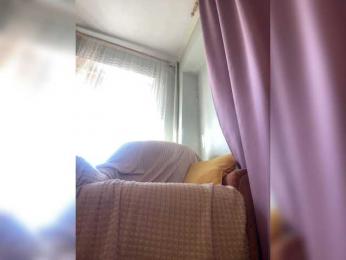 MayLily webcam model stream image