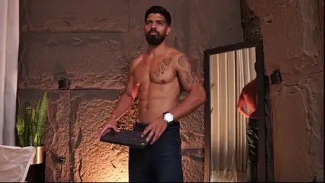 DannSaenz webcam model stream image