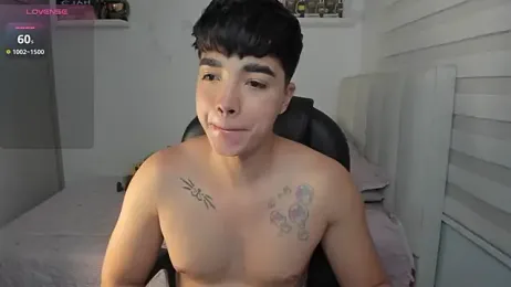 santy7v7 webcam stripchat model stream image
