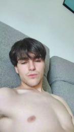 Aig2004 webcam cam4 model stream image
