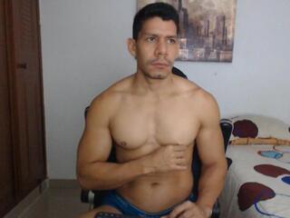 Manolo Vega webcam flirt4free model stream image