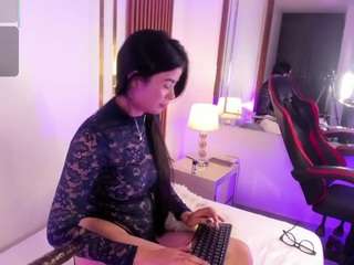 lilyhans webcam model stream image