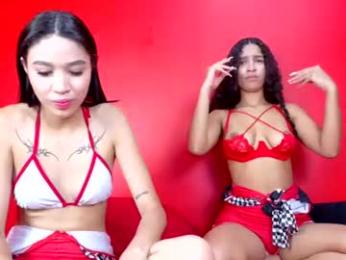 petitestrawberry18 webcam model stream image