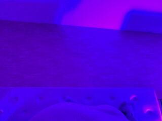 Samantha Walle webcam model stream image