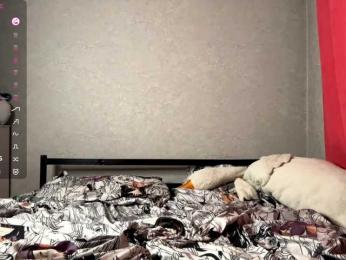 CaronCorti webcam model stream image