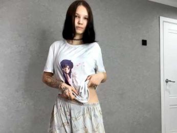 CaronCorti webcam model stream image