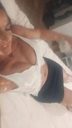 Latina4247 webcam model stream image