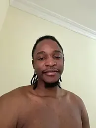 finefinance webcam model stream image