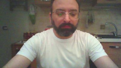 Hugos31 webcam model stream image