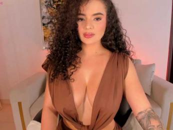 KylieJenkins webcam model stream image