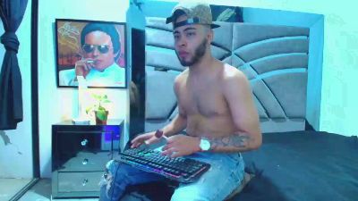 xanderstone00 webcam model stream image