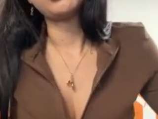 orenishii webcam camsoda model stream image