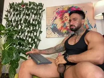 Miller_dominant webcam model stream image