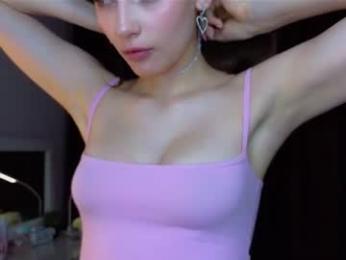 lovepilll webcam model stream image