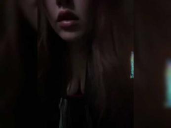 LollaDolly webcam model stream image