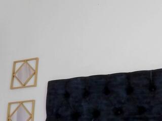 Miia Foxx webcam model stream image