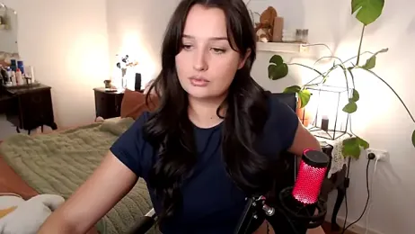 Lenas_Room webcam model stream image