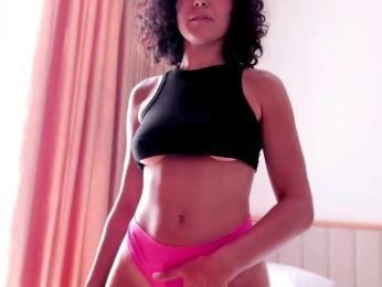 Curly-Sue webcam model stream image